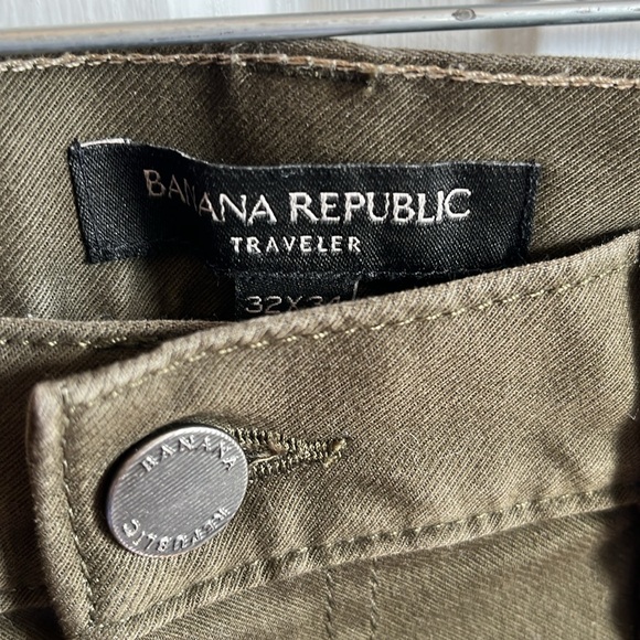 Banana Republic sage green Travel Jean Skinny Fit 32x34 w/stretch for comfort - Picture 3 of 4